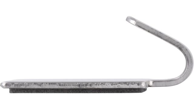 Haken Kelsterbach Edelstahl fein geschliffen 3 stück - 32 mm lang  vor weißem Hintergrund