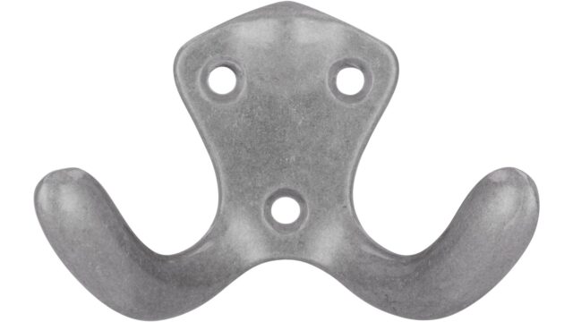 Haken Sundern Druckguss silber natur glänzend - 47 mm lang  vor weißem Hintergrund
