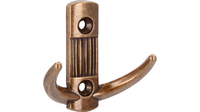 Haken Trossingen Druckguss altmessing brüniert - 57 mm lang  vor weißem Hintergrund