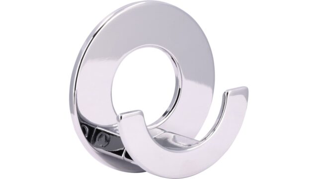 Haken sk Torgelow Druckguss chrom glänzend - 60 mm lang vor weißem Hintergrund