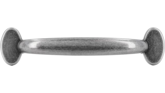 Griff Altena Druckguss altsilberfarbig - 130 mm lang  vor weißem Hintergrund