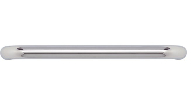 Griff Aurich Druckguss chrom glänzend - 104 mm lang  vor weißem Hintergrund