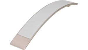 Griff Bad-Bentheim Druckguss - Kunststoff vernickelt feingeschliffen glaseffekt weiß - 200 mm lang  vor weißem Hintergrund