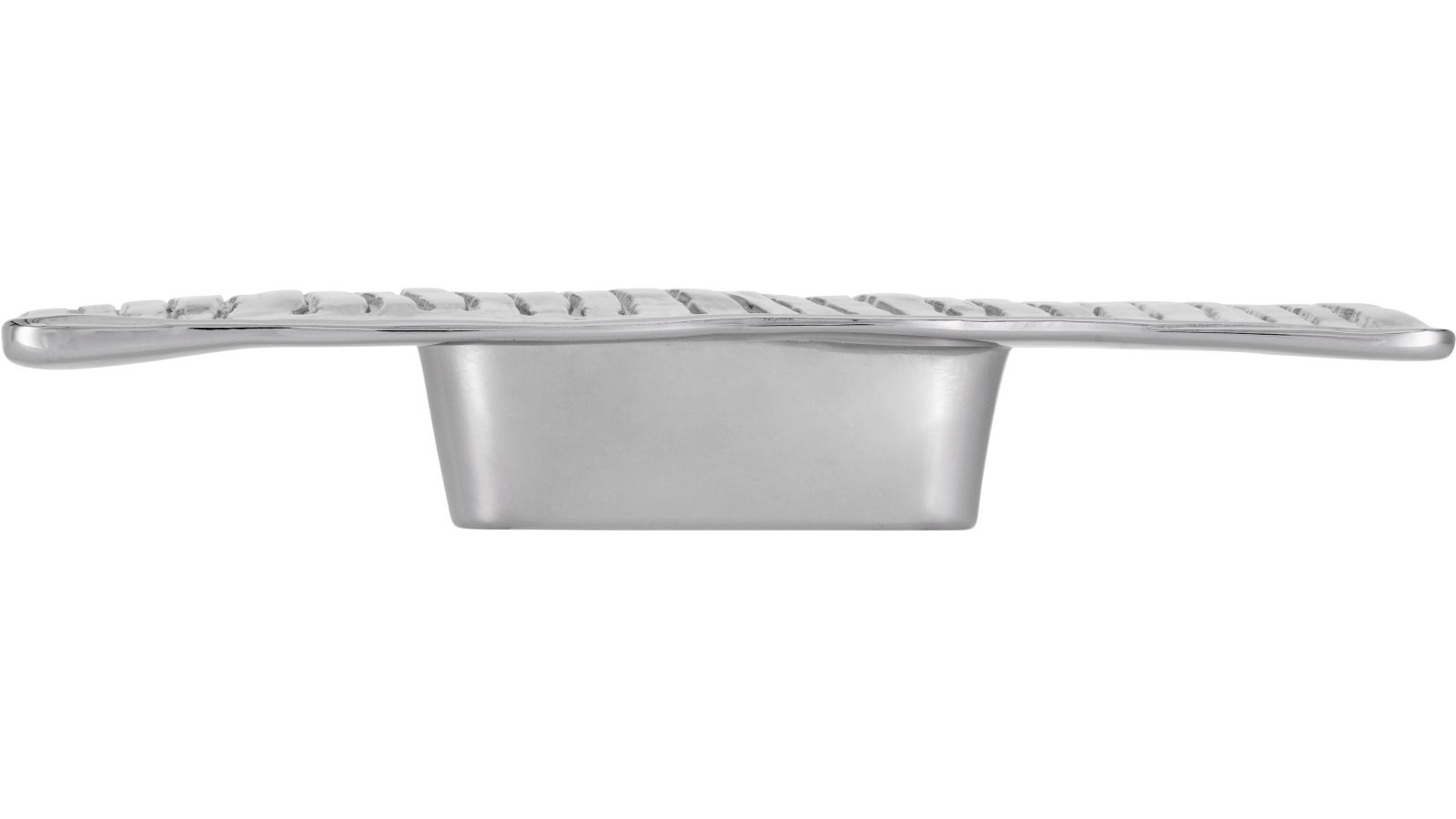 Griff Hilchenbach Druckguss chrom glänzend - 130 mm lang  vor weißem Hintergrund