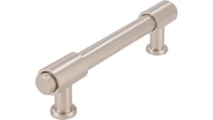 Griff Kloster Lehnin Druckguss vernickelt feingeschliffen - 128 mm lang vor weißem Hintergrund