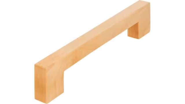 Griff Linkenheim-Hochstädten Holz ahorn natur lackiert - 148 mm lang vor weißem Hintergrund