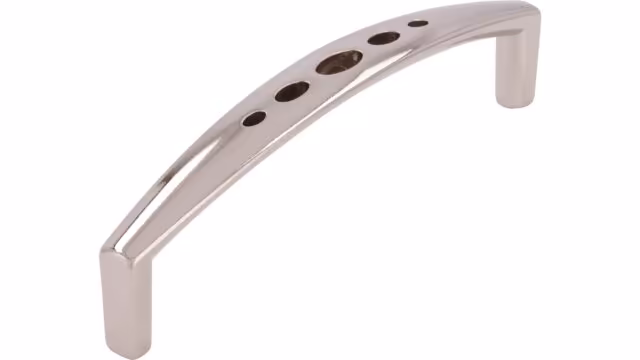Griff Marktredwitz Druckguss nickel glänzend - 102 mm lang vor weißem Hintergrund