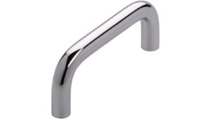 Griff Schöningen Stahl chrom glänzend - 72 mm lang  vor weißem Hintergrund