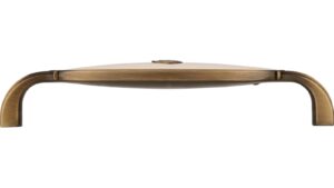 Griff Taufkirchen Druckguss - Kunststoff altmessing brüniert gebürstet beige - 138 mm lang  vor weißem Hintergrund