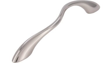 Griff Wadgassen Druckguss nickel glänzend - 174 mm lang vor weißem Hintergrund