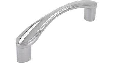 Griff Zülpich Druckguss chrom glänzend - 113 mm lang vor weißem Hintergrund