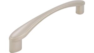 Griff Zülpich Druckguss matt vernickelt - 150 mm lang vor weißem Hintergrund