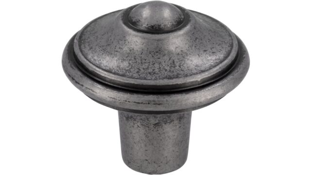 Knopf Aue Druckguss zinnfarbig - 31 mm lang  vor weißem Hintergrund