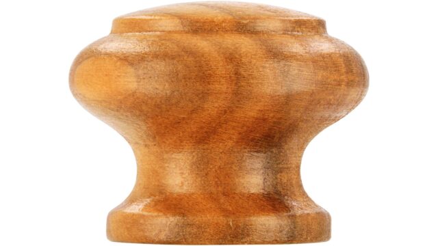 Knopf Bad-Dürrenberg Holz kirsch natur lackiert - 35 mm lang  vor weißem Hintergrund