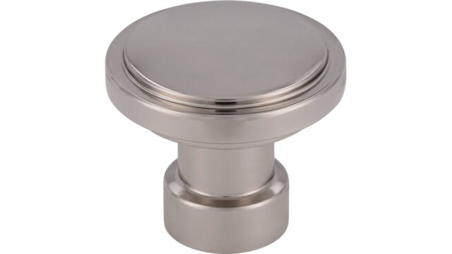 Knopf Bad Staffelstein Druckguss nickel glänzend - 32 mm lang  vor weißem Hintergrund