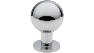 Knopf Hilden Druckguss chrom glänzend - 18 mm lang  vor weißem Hintergrund