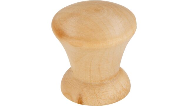 Knopf Ludwigslust Holz ahorn natur lackiert - 30 mm lang vor weißem Hintergrund