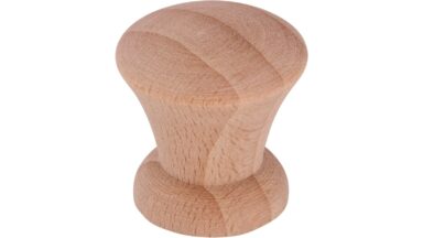 Knopf Ludwigslust Holz buche roh - 30 mm lang  vor weißem Hintergrund
