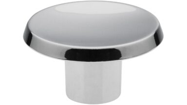 Knopf Pinneberg Druckguss chrom glänzend - 37 mm lang  vor weißem Hintergrund