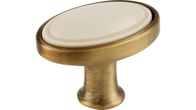 Knopf Wadern Druckguss - Kunststoff altmessing brüniert gebürstet beige - 32 mm lang vor weißem Hintergrund