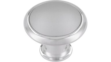 Knopf + Einlage Augsburg Kunststoff metallisiert chrom glänzend metallisiert weißaluminium - 34 mm lang vor weißem Hintergrund