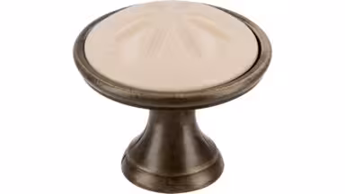 Knopf + Einlage Selb Druckguss - Kunststoff altmessing brüniert gebürstet beige - 34 mm lang vor weißem Hintergrund