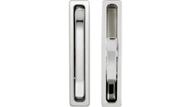 Muschel Burbach Druckguss chrom glänzend - 66 mm lang  vor weißem Hintergrund