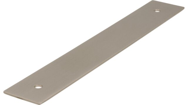 Unterlage Quakenbrück Stahl edelstahleffekt - 158 mm lang vor weißem Hintergrund
