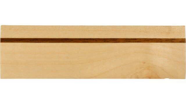 Griffleiste Zetel2 Holz ahorn natur lackiert nussbaum natur lackiert - 96 mm lang  vor weißem Hintergrund