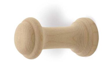 Haken Gladenbach Holz ahorn roh - 30 mm lang vor weißem Hintergrund