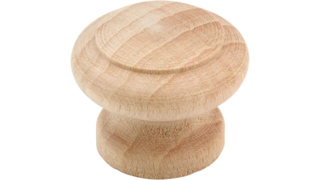 Knopf Jork Holz buche roh - 35 mm lang vor weißem Hintergrund