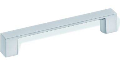Design-Bügelgriff Blankenfelde-Mahlow Zamak verchromt matt - 160 mm lang vor weißem Hintergrund