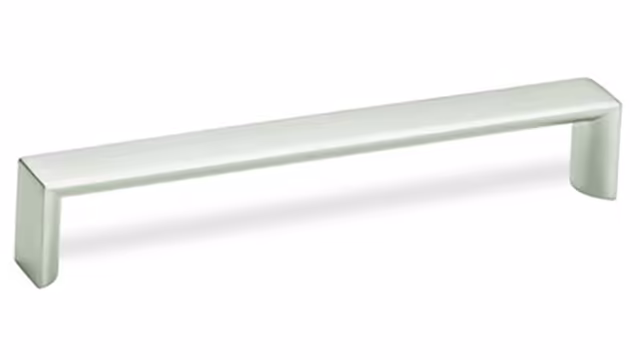 Design-Bügelgriff Filderstadt Zamak edelstahlfinish - 72 mm lang vor weißem Hintergrund