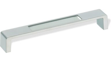 Design-Bügelgriff Strausberg Zamak verchromt matt - 202 mm lang vor weißem Hintergrund