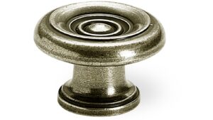 Designknopf Herrenberg Zamak messing brüniert - 32 mm lang  vor weißem Hintergrund