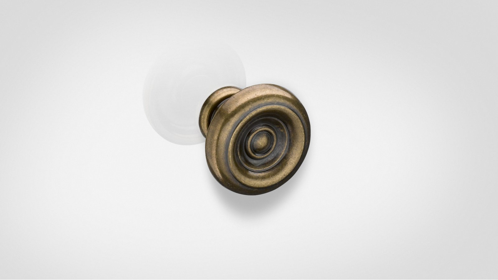 Designknopf Herrenberg Zamak zinn antik - 38 mm lang  vor weißem Hintergrund