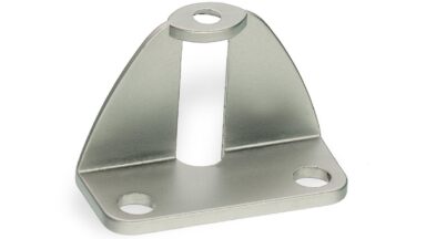 Adapter für Falttür 25 mm Kempten Zamak vernickelt matt - 45 mm lang vor weißem Hintergrund