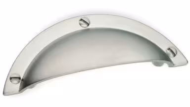Griffschale Lingen Zamak edelstahlfinish - 92 mm lang vor weißem Hintergrund