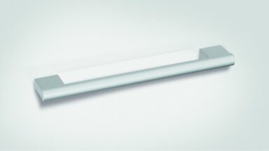 Stangengriff Markranstädt Aluminium silber eloxiert - 126 mm lang  vor weißem Hintergrund