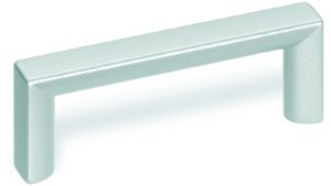 Design-Bügelgriff Ansbach Zamak verchromt matt - 72 mm lang vor weißem Hintergrund