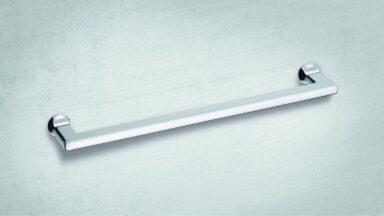 Design-Bügelgriff Herdecke Zamak verchromt poliert - 174 mm lang  vor weißem Hintergrund