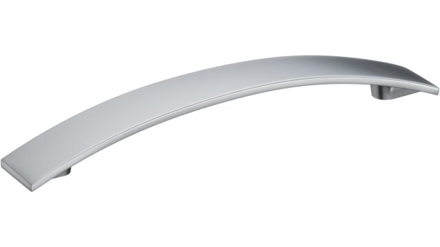 Design-Segmentbogengriff Bad-Mergentheim Zamak verchromt matt - 202 mm lang vor weißem Hintergrund
