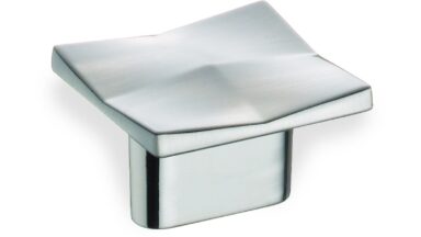 Designgriff Eisleben Zamak edelstahlfinish - 36 mm lang vor weißem Hintergrund