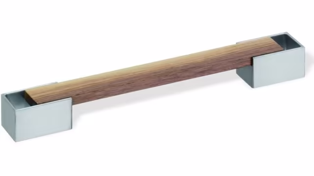 Designgriff Garmisch-Partenkirchen Zamak edelstahlfinish / Nussbaum lackiert - 252 mm lang  vor weißem Hintergrund