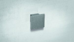 Designgriff-Wetzlar-chrom-Zinkdruckguss-laenge-40-SW-210130-anwendung Designgriff Wetzlar Zamak verchromt poliert - 40 mm lang vor weißem Hintergrund