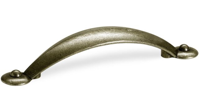Landhausgriff Lahr Zamak messing brüniert - 142 mm lang  vor weißem Hintergrund
