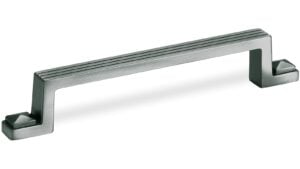 Landhausgriff Riesa Zamak zinn antik - 163 mm lang  vor weißem Hintergrund