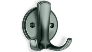 Mantelhaken Kornwestheim Zamak zinn antik - 75 mm lang  vor weißem Hintergrund