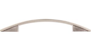 Griff Erwitte Zinkdruckguß - vernickelt feingeschliffen - 137 mm lang  vor weißem Hintergrund