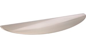 Griffleiste Heiligenhafen Druckguss vernickelt feingeschliffen - 185 mm lang  vor weißem Hintergrund